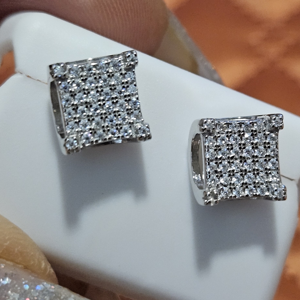 Beautiful 1ct Real Moissanite Pave Earrings